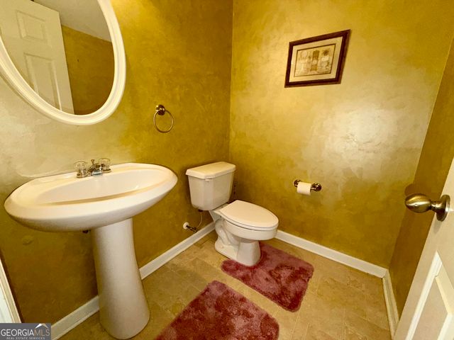 121 Stonebridge Crossing, Newnan, GA 30265