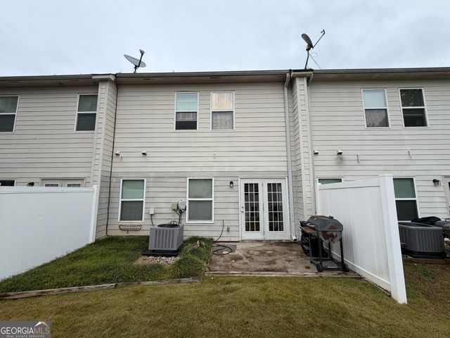 121 Stonebridge Crossing, Newnan, GA 30265