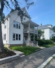 59 14th 2, Haverhill, MA 01830