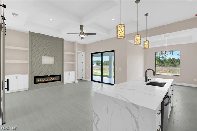 6029 Keystone Cir, Labelle, FL 33935