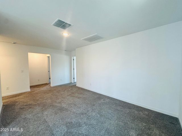 7425 W Nicolet Avenue, Glendale, AZ 85303