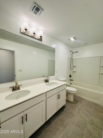 7425 W Nicolet Avenue, Glendale, AZ 85303