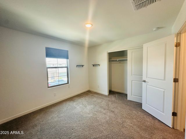 7425 W Nicolet Avenue, Glendale, AZ 85303