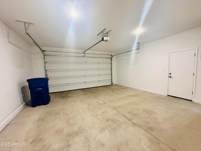 7425 W Nicolet Avenue, Glendale, AZ 85303