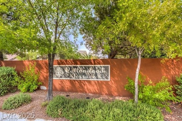 10192 Juniper Creek Lane, Las Vegas, NV 89145