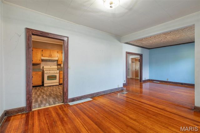 709 Mayo, Carlinville, IL 62626