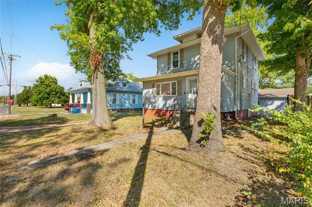 709 Mayo, Carlinville, IL 62626