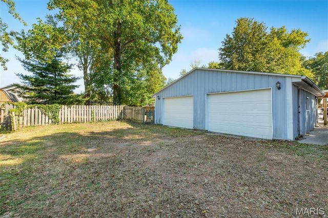 709 Mayo, Carlinville, IL 62626