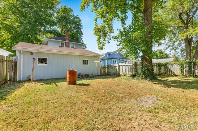 709 Mayo, Carlinville, IL 62626