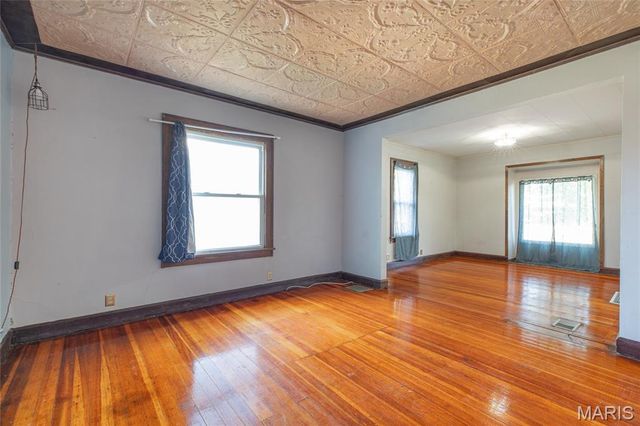 709 Mayo, Carlinville, IL 62626