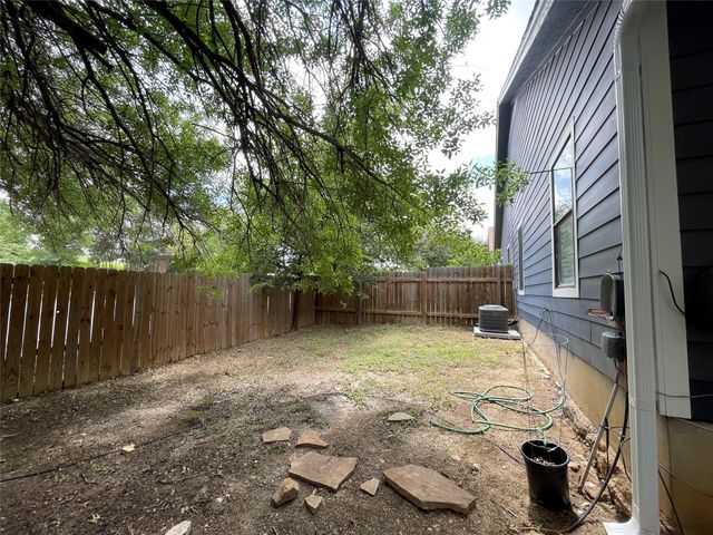 2031 Redwing WAY, Round Rock, TX 78664
