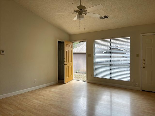 2031 Redwing WAY, Round Rock, TX 78664
