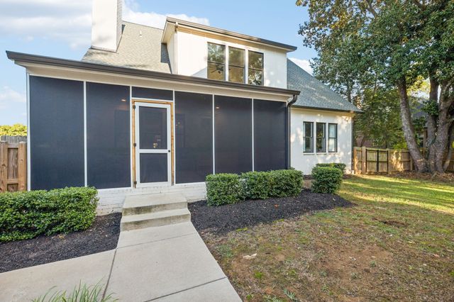 813 Hillsboro Rd, Franklin, TN 37064