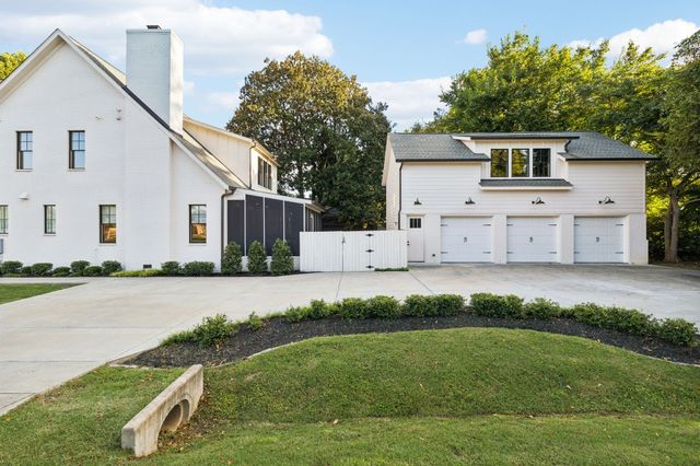 813 Hillsboro Rd, Franklin, TN 37064