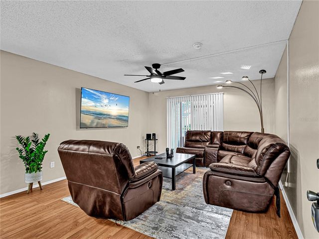 14466 REUTER STRASSE CIRCLE 501, Tampa, FL 33613