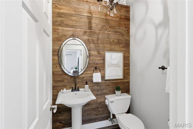 109 Sterling Crossing Drive, Dardenne Prairie, MO 63368