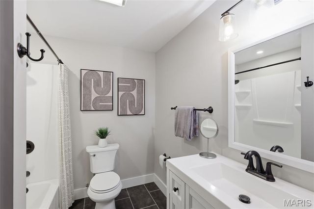 109 Sterling Crossing Drive, Dardenne Prairie, MO 63368