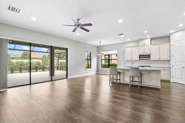 11477 BITOLA DRIVE, Odessa, FL 33556