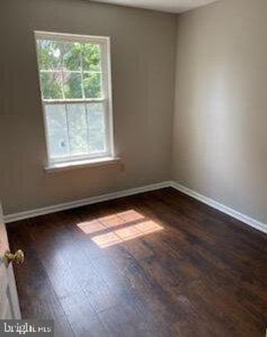 46 NORMANS FORD DR, Sicklerville, NJ 08081