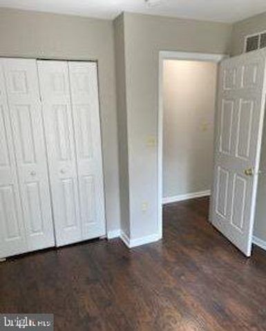 46 NORMANS FORD DR, Sicklerville, NJ 08081