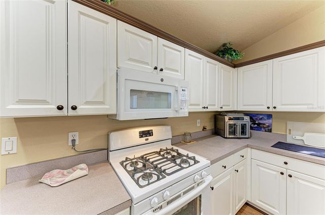 7205 WAUCHULA ROAD, Myakka City, FL 34251