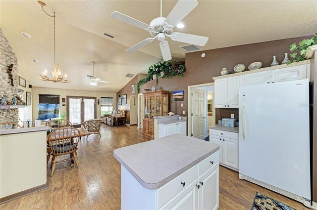 7205 WAUCHULA ROAD, Myakka City, FL 34251