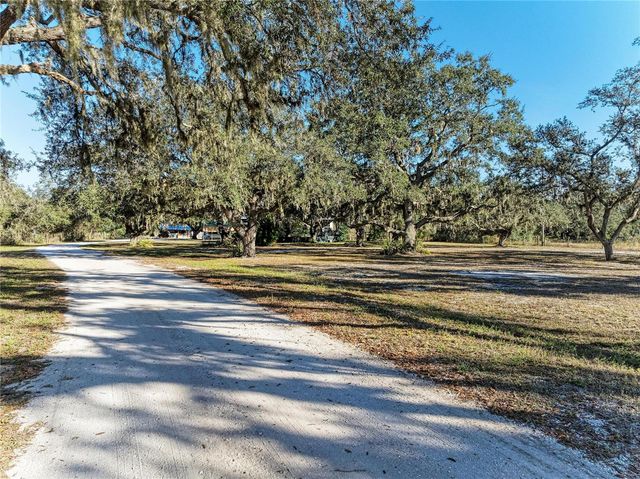 7205 WAUCHULA ROAD, Myakka City, FL 34251