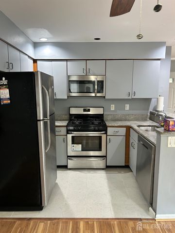 204 Blew Court, East Brunswick, NJ 08816