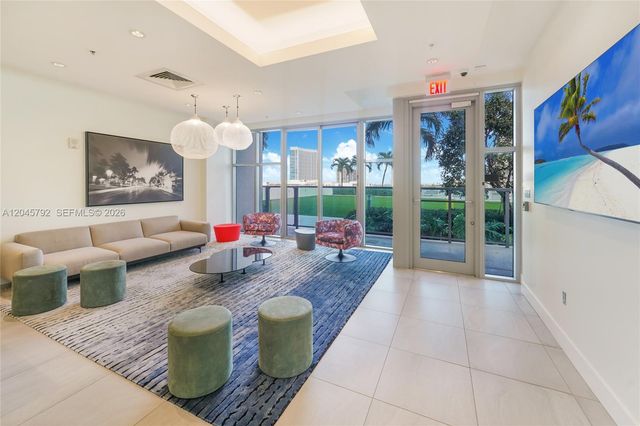 3301 NE 1st Ave M0705, Miami, FL 33137