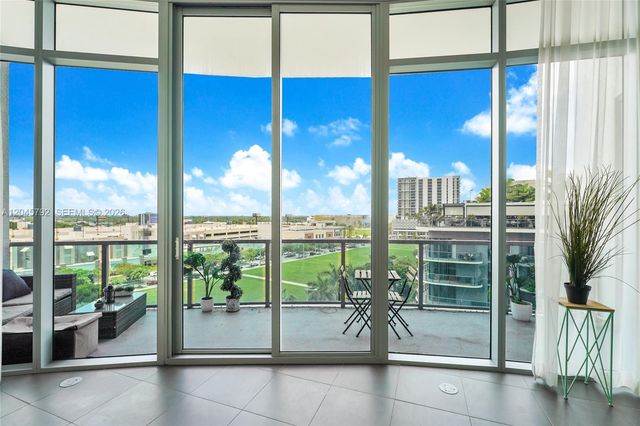 3301 NE 1st Ave M0705, Miami, FL 33137