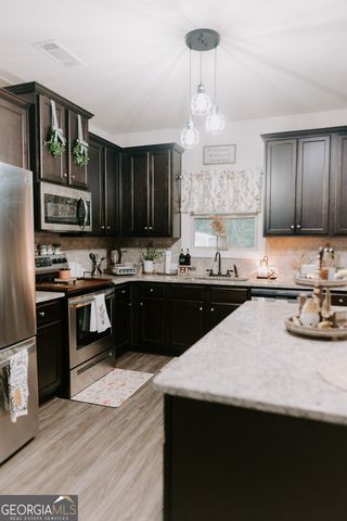127 Waterford Drive, Jackson, GA 30233