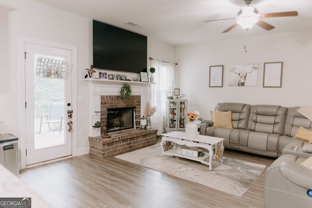 127 Waterford Drive, Jackson, GA 30233