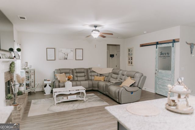 127 Waterford Drive, Jackson, GA 30233
