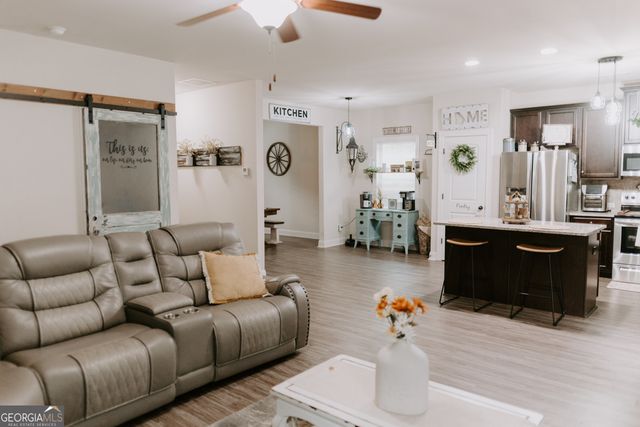 127 Waterford Drive, Jackson, GA 30233