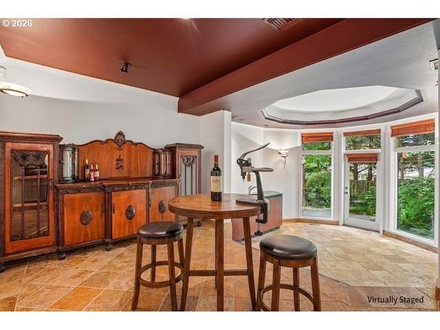 19158 MEGAN Pl, Lake Oswego, OR 97034