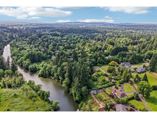19158 MEGAN Pl, Lake Oswego, OR 97034