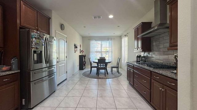 7117 W Andrea Drive, Peoria, AZ 85383