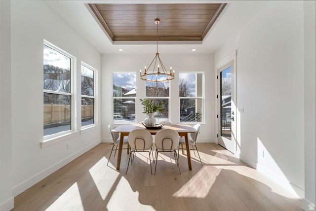 664 S WILDFLOWER CIR, North Salt Lake, UT 84054