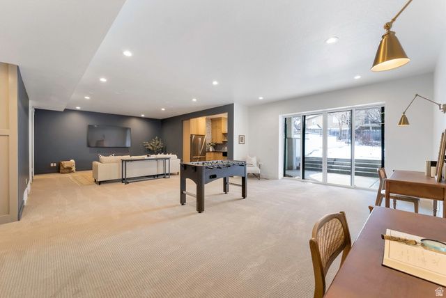 664 S WILDFLOWER CIR, North Salt Lake, UT 84054