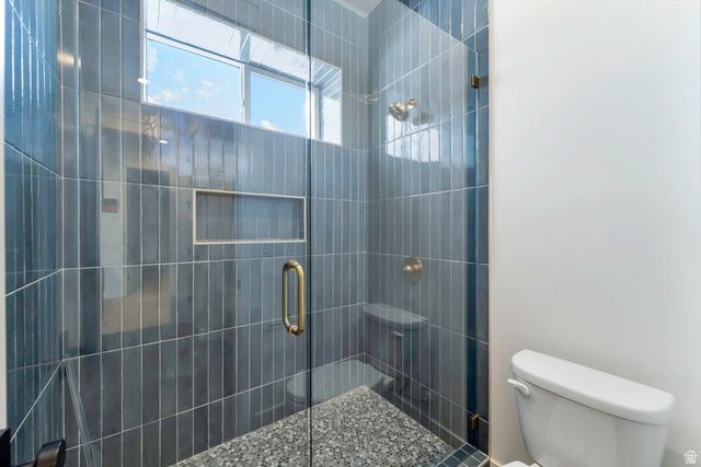 664 S WILDFLOWER CIR, North Salt Lake, UT 84054