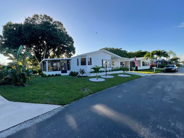 920 Sun Acres Lane, Boynton Beach, FL 33436