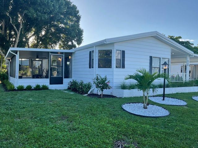 920 Sun Acres Lane, Boynton Beach, FL 33436