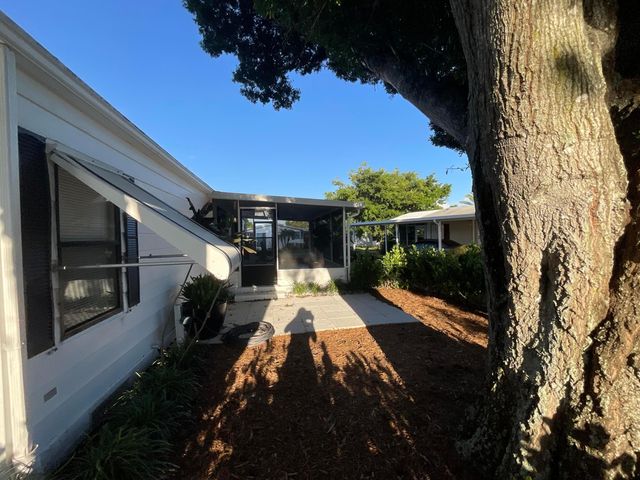 920 Sun Acres Lane, Boynton Beach, FL 33436