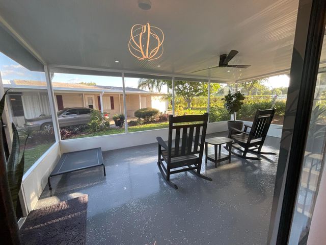 920 Sun Acres Lane, Boynton Beach, FL 33436