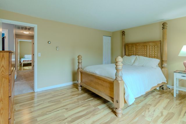 27 Surrey Lane UNIT 27, Bourne, MA 02532