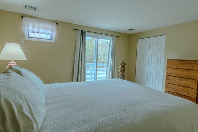 27 Surrey Lane UNIT 27, Bourne, MA 02532