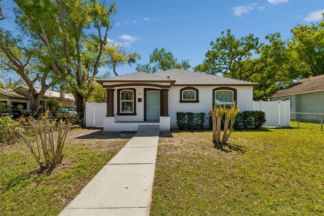 712 15TH AVENUE S, St Petersburg, FL 33701