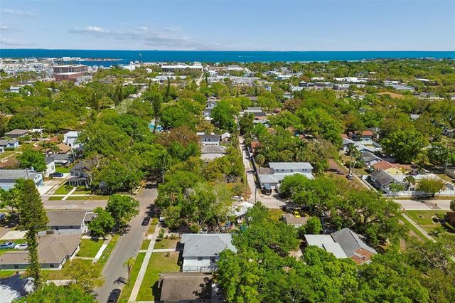 712 15TH AVENUE S, St Petersburg, FL 33701