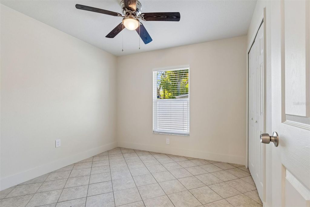 Image 28 of property listing at 712 15TH AVENUE S, St Petersburg, FL 33701