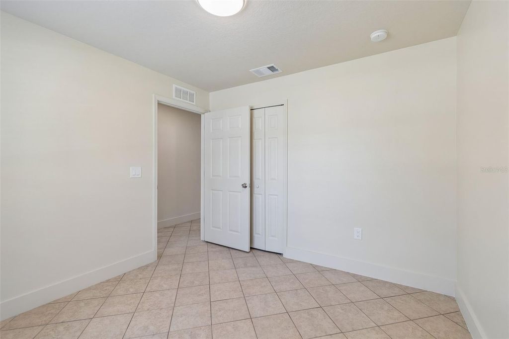 Image 38 of property listing at 712 15TH AVENUE S, St Petersburg, FL 33701
